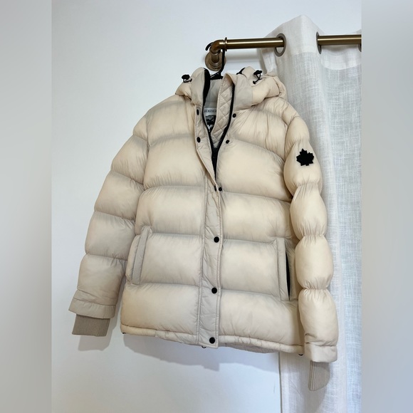 Lightly worn Toboggan Winter Jacket - Picture 2 of 2